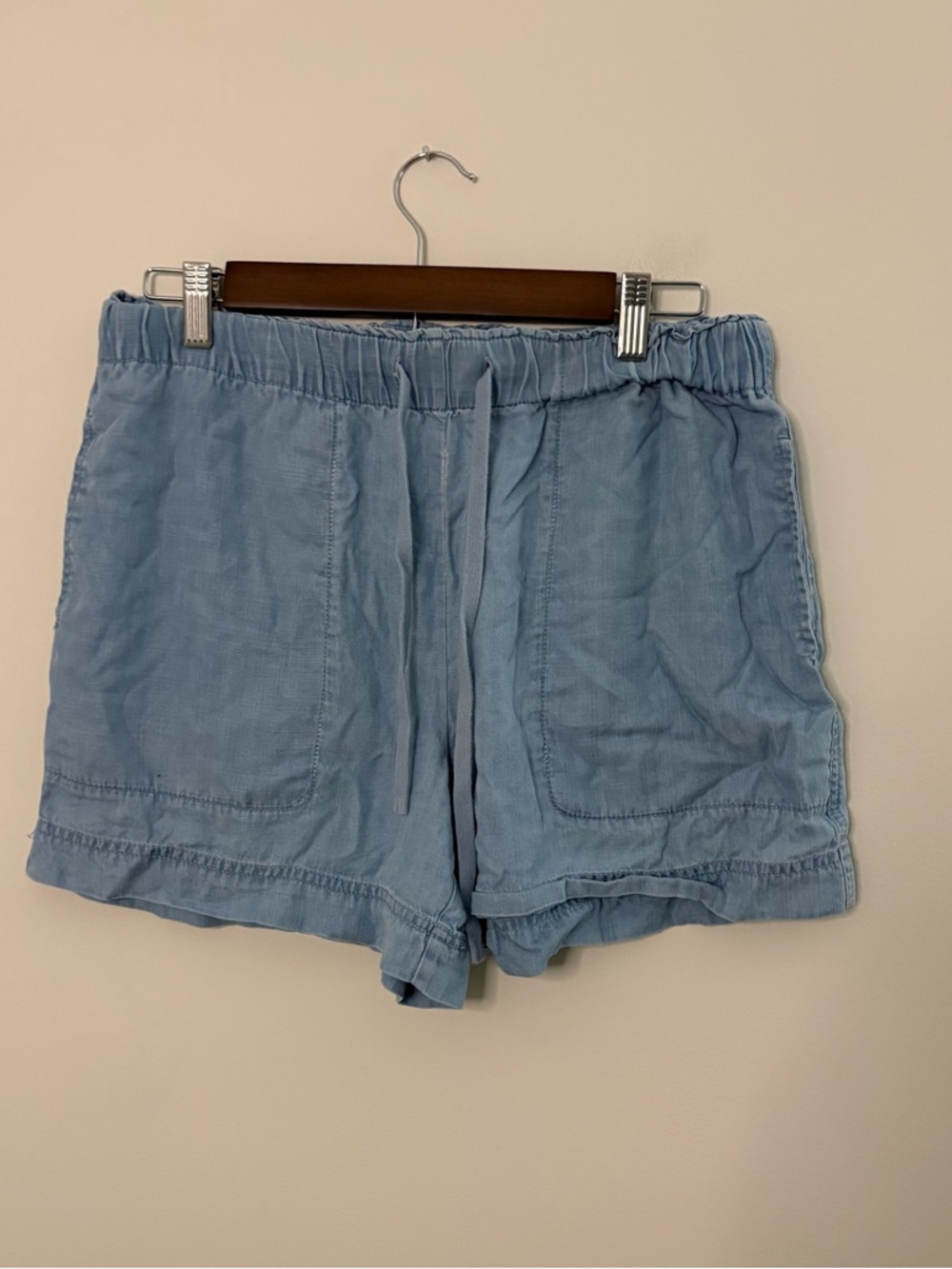 Hilary Radley Women’s Medium Lyocell Tencil Shorts Light Blue Casual Beach